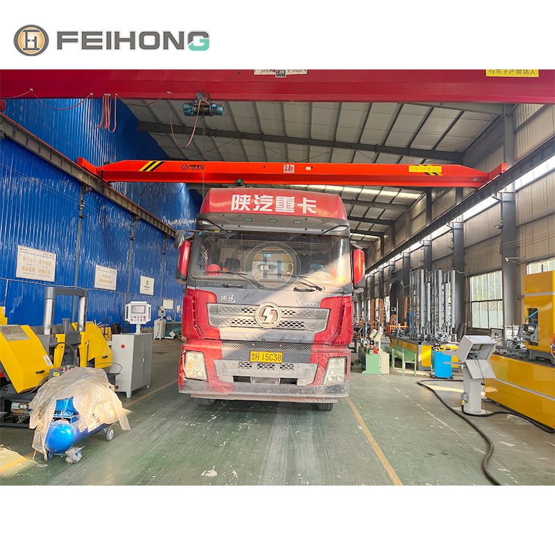 喜訊！熱烈慶祝飛宏1套數(shù)控鋼筋斜面彎曲中心設(shè)備裝車完畢順利發(fā)出
