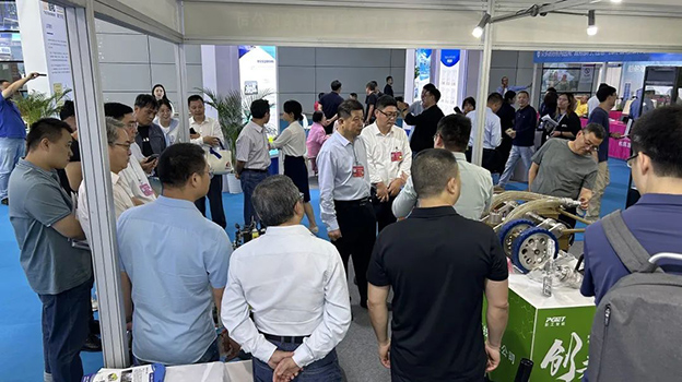 赴大国重器之约丨施罗德机器人亮相海洋装备博览会