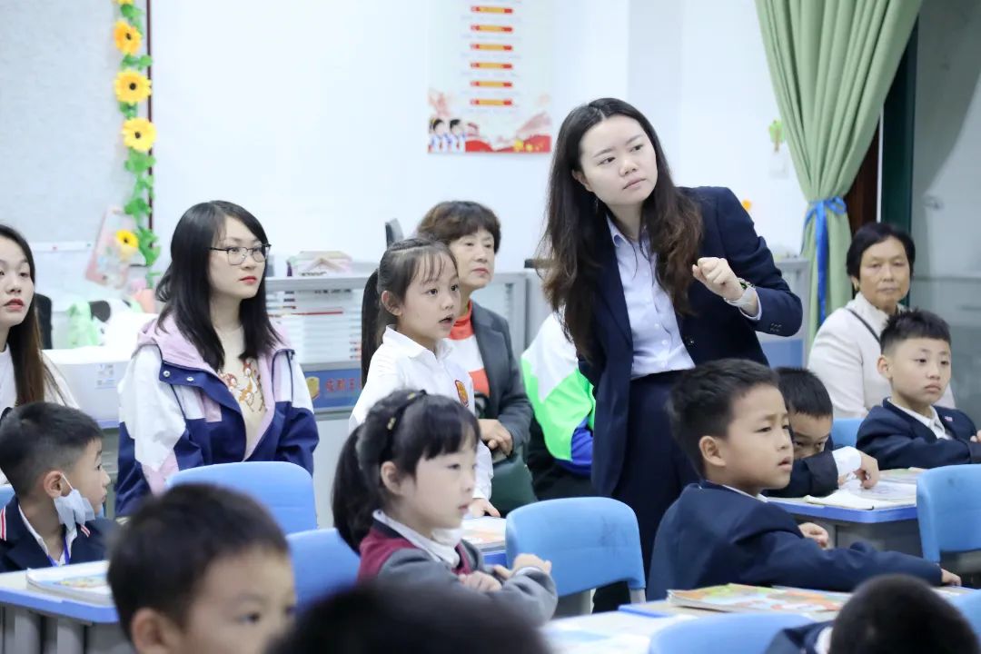 实心实意，十全十美——请您查收成都王府学校十月校长来信