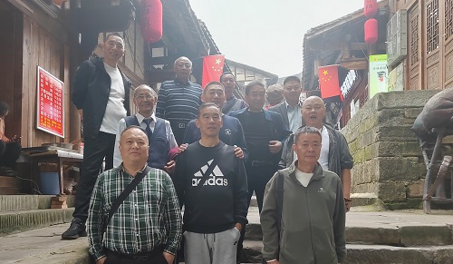 紅葉寄相思 戰(zhàn)友情意濃 紅葉寄相思 戰(zhàn)友情意濃