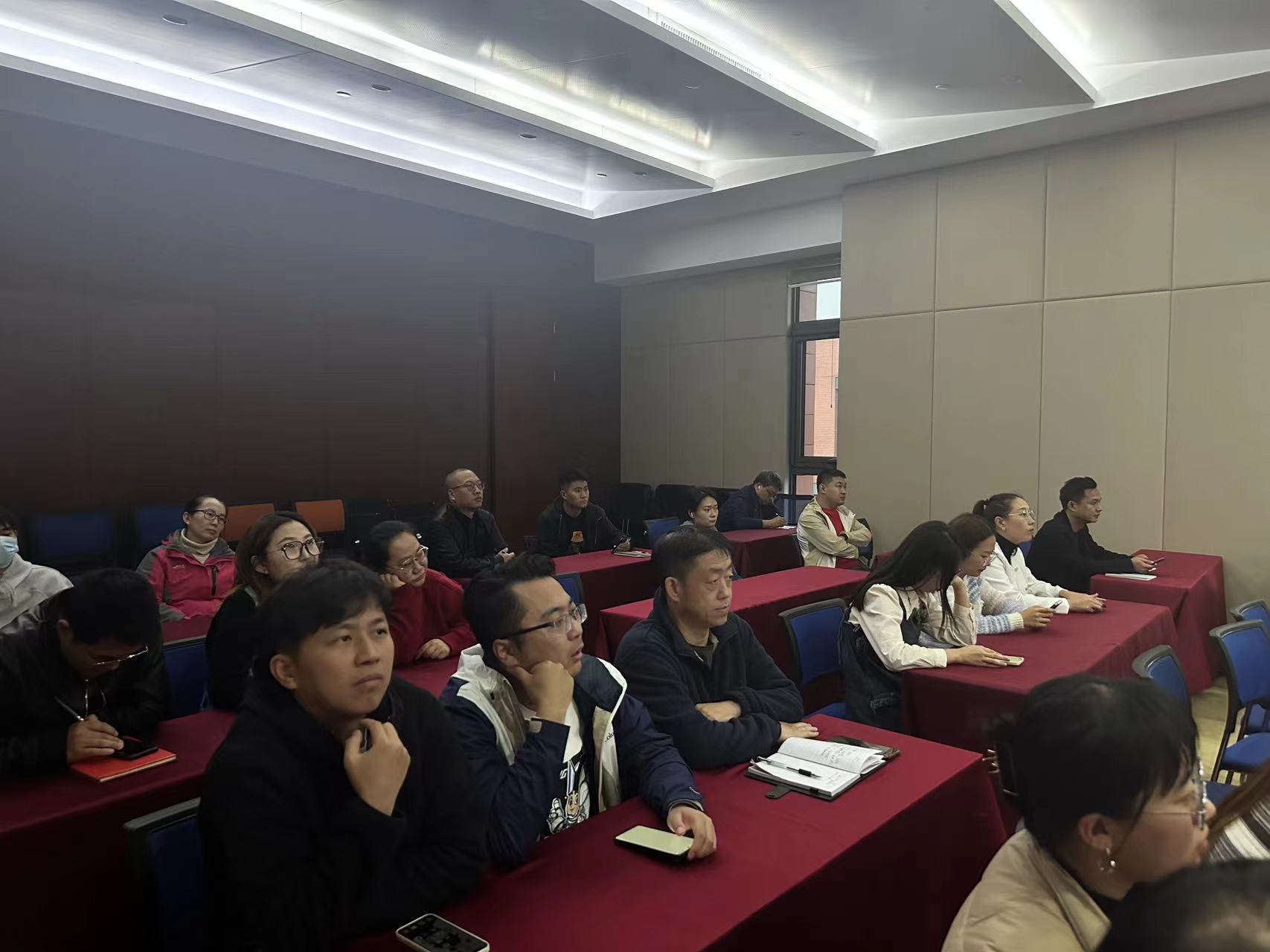 2023年第二十二期-商務(wù)禮儀培訓(xùn)