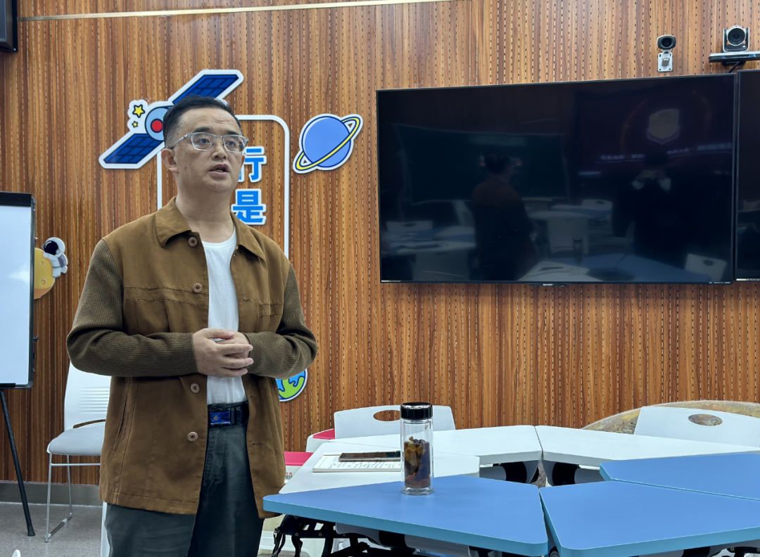 《让世界不再饥饿》——成都王府学校开展国际理解教育课程校本化建设研讨会 《让世界不再饥饿》——成都王府学校开展国际理解教育课程校本化建设研讨会