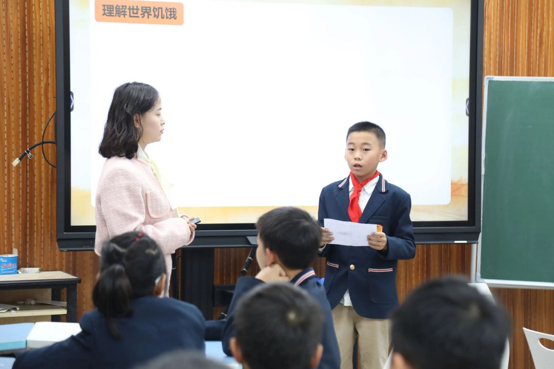 《让世界不再饥饿》——成都王府学校开展国际理解教育课程校本化建设研讨会 《让世界不再饥饿》——成都王府学校开展国际理解教育课程校本化建设研讨会
