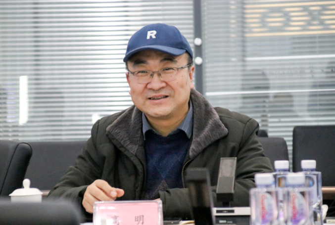 武钢集团党委委员、副总经理肖扬一行来科技园参观调研
