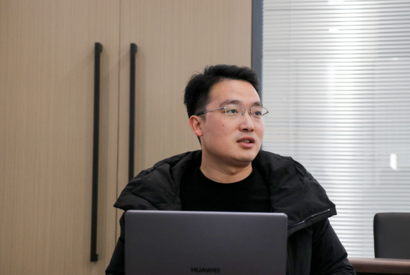 黄鹤楼科技园(集团)有限公司党委委员、工会主席罗利华一行来科技园参观调研 黄鹤楼科技园(集团)有限公司党委委员、工会主席罗利华一行来科技园参观调研