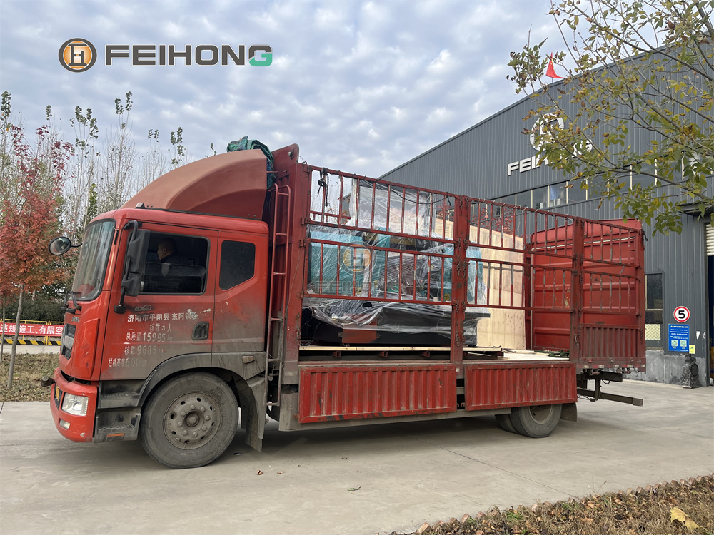 喜訊!熱烈慶祝飛宏1套數(shù)控鋼筋鋸床設(shè)備裝車(chē)完畢順利發(fā)出 喜訊!熱烈慶祝飛宏1套數(shù)控鋼筋鋸床設(shè)備裝車(chē)完畢順利發(fā)出