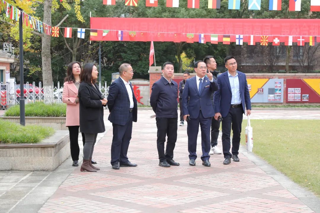 实践新课标，课堂学而思——2023川渝教育联合体第二届高质量教学学术研讨会成功举办