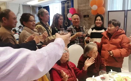 不负养育恩 吾辈当自强 不负养育恩 吾辈当自强