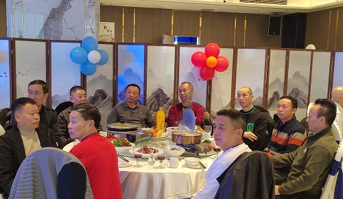 不负养育恩 吾辈当自强 不负养育恩 吾辈当自强