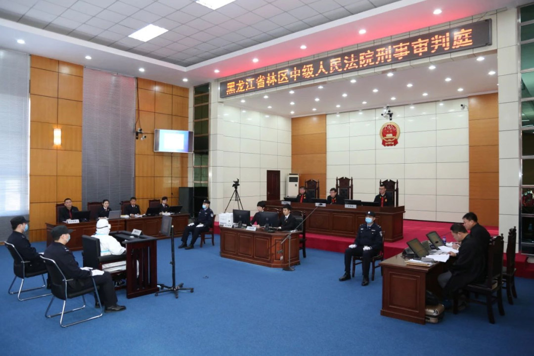 報(bào)復(fù)殺害法官,死刑! 報(bào)復(fù)殺害法官,死刑!