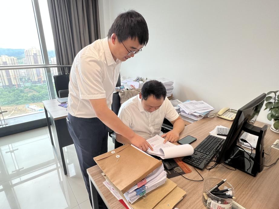 建双向互通机制 促体系人才发展
