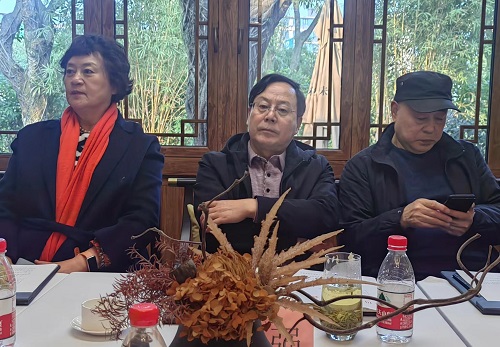 四川省消防協(xié)會(huì)召開第三次常務(wù)理事會(huì) 四川省消防協(xié)會(huì)召開第三次常務(wù)理事會(huì)