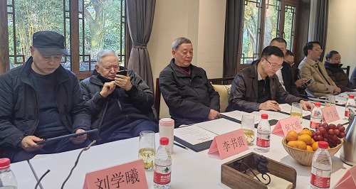 四川省消防協(xié)會(huì)召開第三次常務(wù)理事會(huì) 四川省消防協(xié)會(huì)召開第三次常務(wù)理事會(huì)