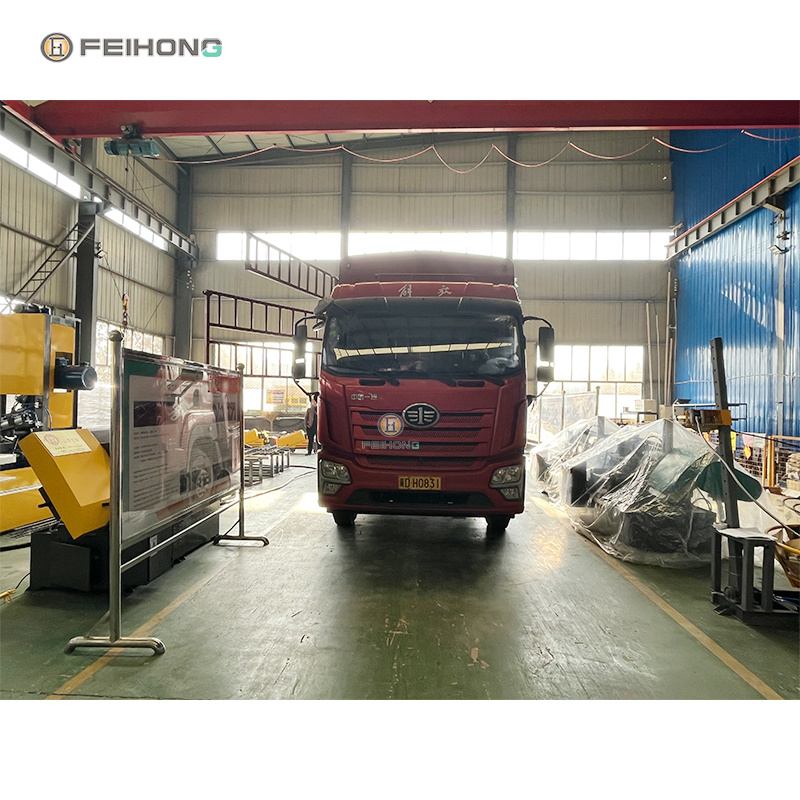 喜訊!熱烈慶祝飛宏4套鋼筋加工設(shè)備裝車(chē)完畢順利發(fā)出 喜訊!熱烈慶祝飛宏4套鋼筋加工設(shè)備裝車(chē)完畢順利發(fā)出