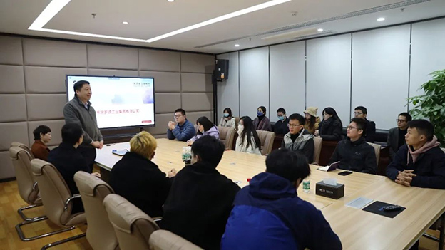 校企同育人 实践助成长——清华学子赴施罗德实践调研