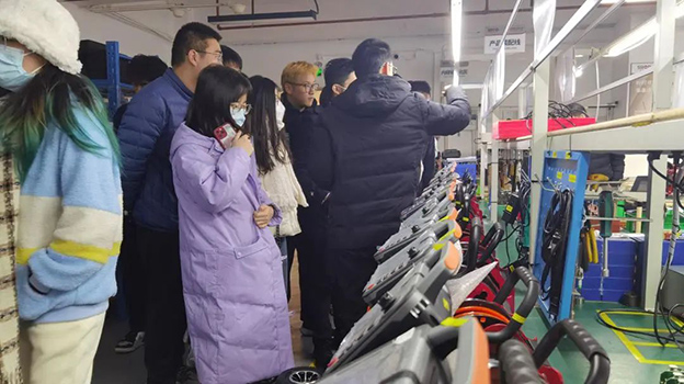 校企同育人 实践助成长——清华学子赴施罗德实践调研