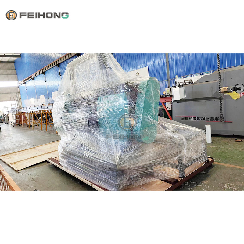 喜訊！熱烈慶祝飛宏1套金屬帶鋸床設備裝車完畢順利發(fā)出