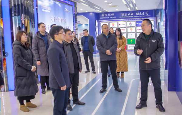 我院与荆门市高新区签订校地合作协议 我院与荆门市高新区签订校地合作协议