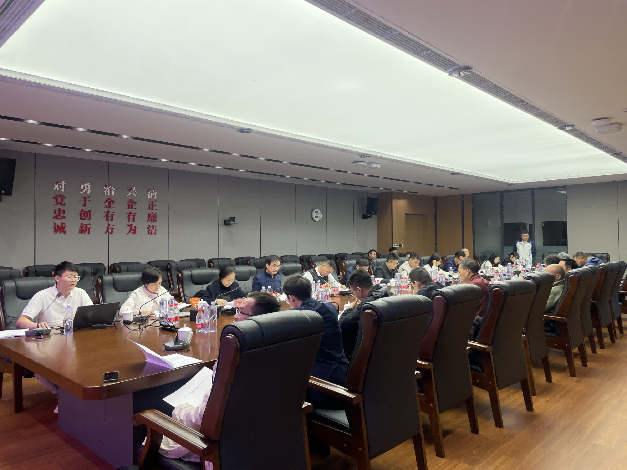 《广东省公路桥梁智慧梁场建造与智能制梁补充定额》编制顺利通过结题验收 《广东省公路桥梁智慧梁场建造与智能制梁补充定额》编制顺利通过结题验收