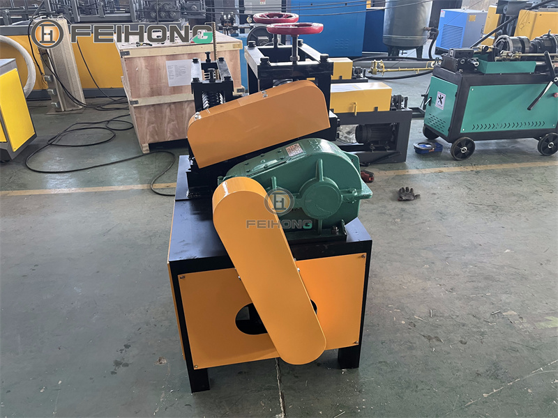 飛宏1套廢舊鋼筋調(diào)直機(jī)設(shè)備助力國(guó)際施工項(xiàng)目建設(shè)