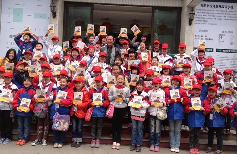 亿万富豪,3次自杀,50岁出家,70岁裸捐 亿万富豪,3次自杀,50岁出家,70岁裸捐