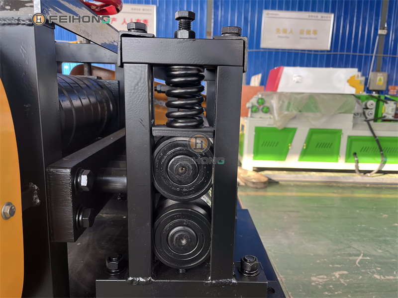 飛宏數(shù)控廢舊鋼筋調(diào)直機(jī)助力國際施工項(xiàng)目建設(shè)
