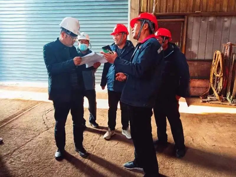 省大气污染攻坚第一帮扶组在武汉市开展帮扶工作