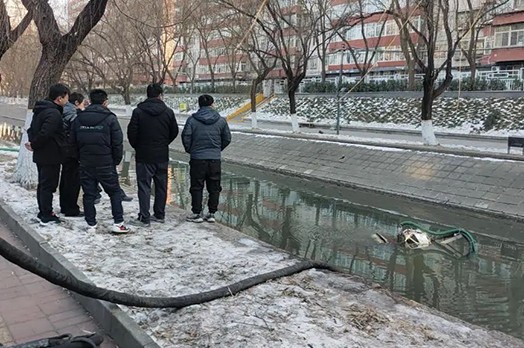 【案例分享】施罗德清淤机器人在北京零下12℃完成河道清淤