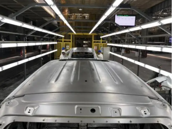 汽车行业冲压无序抓取,3D视觉引导车顶盖自动化上料 汽车行业冲压无序抓取,3D视觉引导车顶盖自动化上料