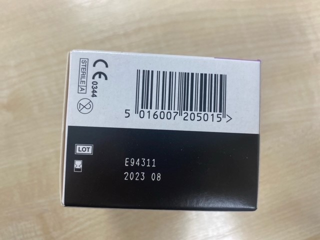 聚乙烯醇滴眼液（参比制剂）