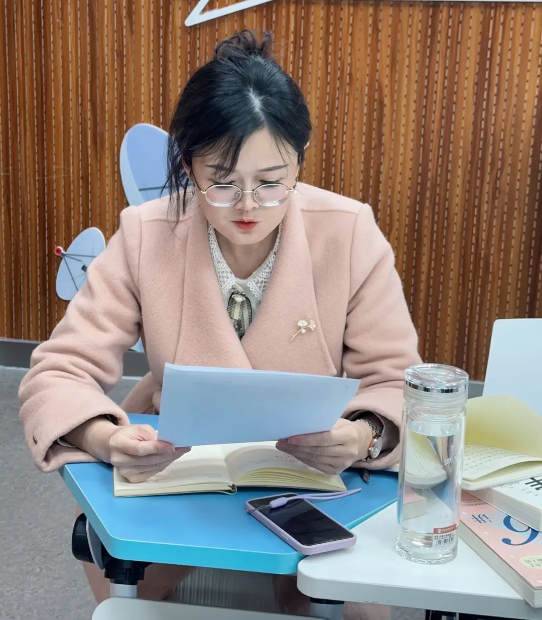 腹有诗书气自华，读书万卷始通神——刘旭名师工作室《高手教师》读书分享活动