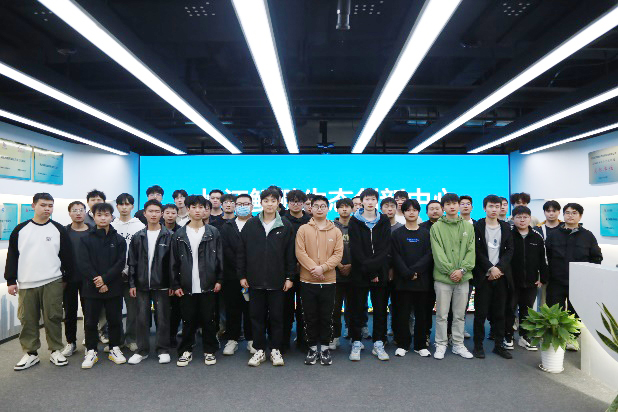 计算机与信息工程学院开展华为认证精英工程师班认知实习活动 计算机与信息工程学院开展华为认证精英工程师班认知实习活动