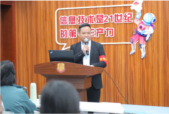 春暖花开，从心出发——成都王府外国语学校举行三月校长早茶会