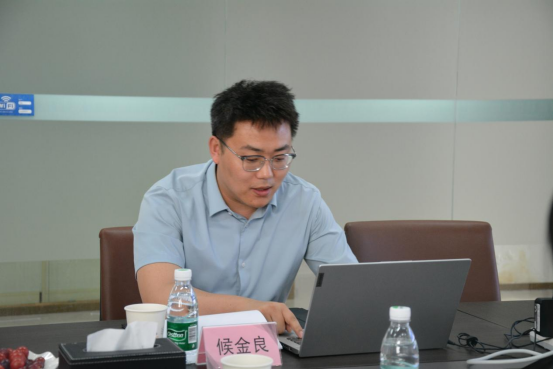 熱烈歡迎廣東省政府參事室調研組到富唯智能開展調研 熱烈歡迎廣東省政府參事室調研組到富唯智能開展調研