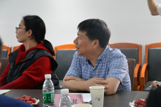 熱烈歡迎廣東省政府參事室調研組到富唯智能開展調研 熱烈歡迎廣東省政府參事室調研組到富唯智能開展調研
