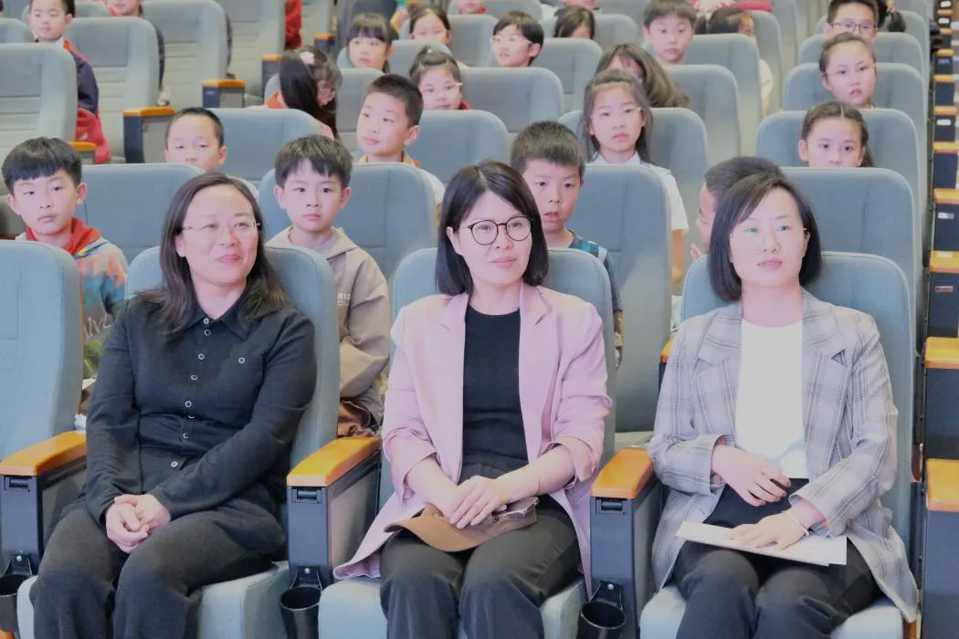 学长榜样——学姐给小学部学弟学妹讲述成长故事 学长榜样——学姐给小学部学弟学妹讲述成长故事