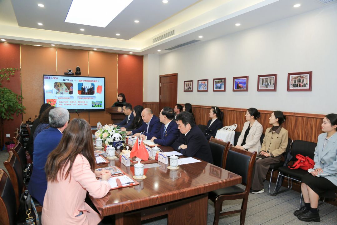 川港心连心，为国育英才——记香港校长代表团走进成都王府