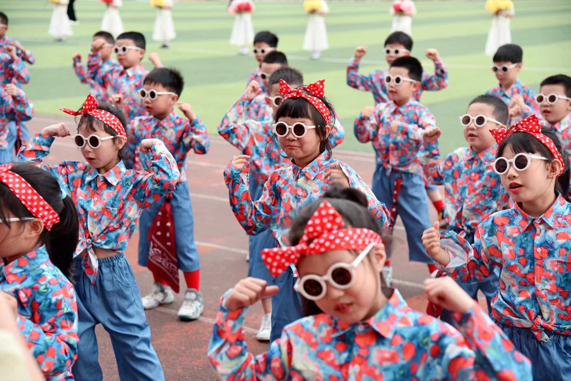 小学部举行春季运动会,尽显艺术魅力 小学部举行春季运动会,尽显艺术魅力