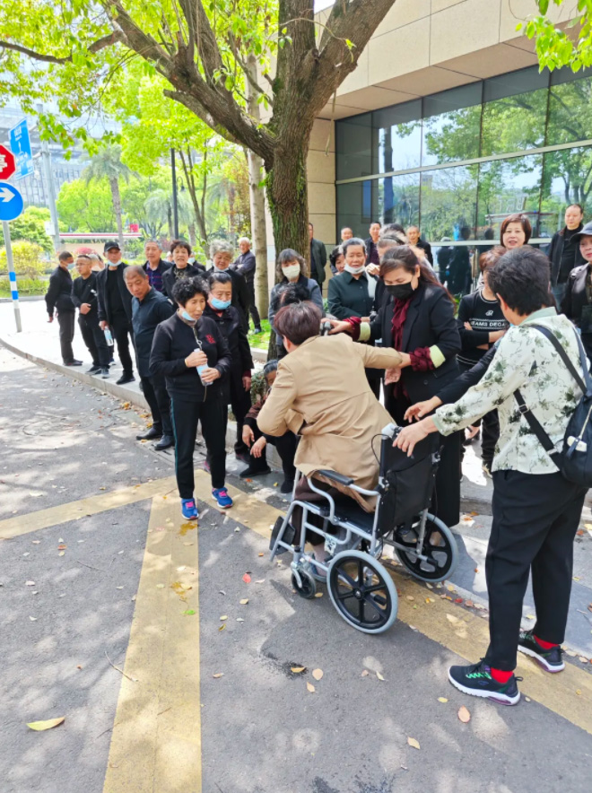 法治的胜利须以个案正义为前提：谈五溪村1735村民诉讼案