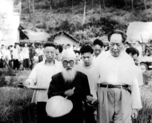 俄罗斯解密的这份毛主席的个人履历表,纠正了我们的哪些错误认识 俄罗斯解密的这份毛主席的个人履历表,纠正了我们的哪些错误认识