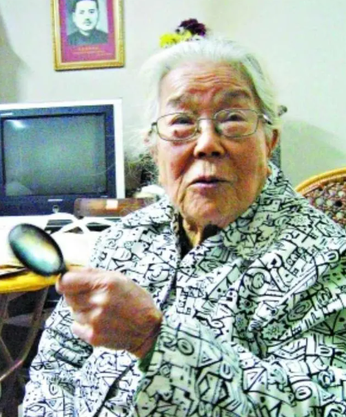 他曾是我党最高军事领导,地位一度超朱老总,结局却令人痛心不已 他曾是我党最高军事领导,地位一度超朱老总,结局却令人痛心不已