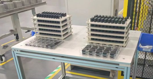 赋能制造业升级:富唯智能复合机器人磁钢上下料自动化解决方案 赋能制造业升级:富唯智能复合机器人磁钢上下料自动化解决方案