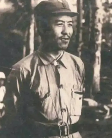 他是我党最大抗日根据地创始人,位高权重,建国后却只是一小处长 他是我党最大抗日根据地创始人,位高权重,建国后却只是一小处长