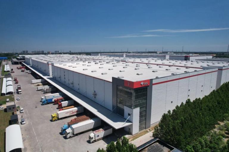 入选全球性国际邮政快递枢纽承载城市!郑州有这些优势→ 入选全球性国际邮政快递枢纽承载城市!郑州有这些优势→