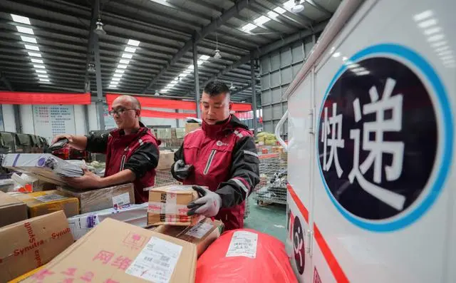 无人驾驶、争夺港澳、物流“破壁”……2024年物流行业“时尚趋势”盘点