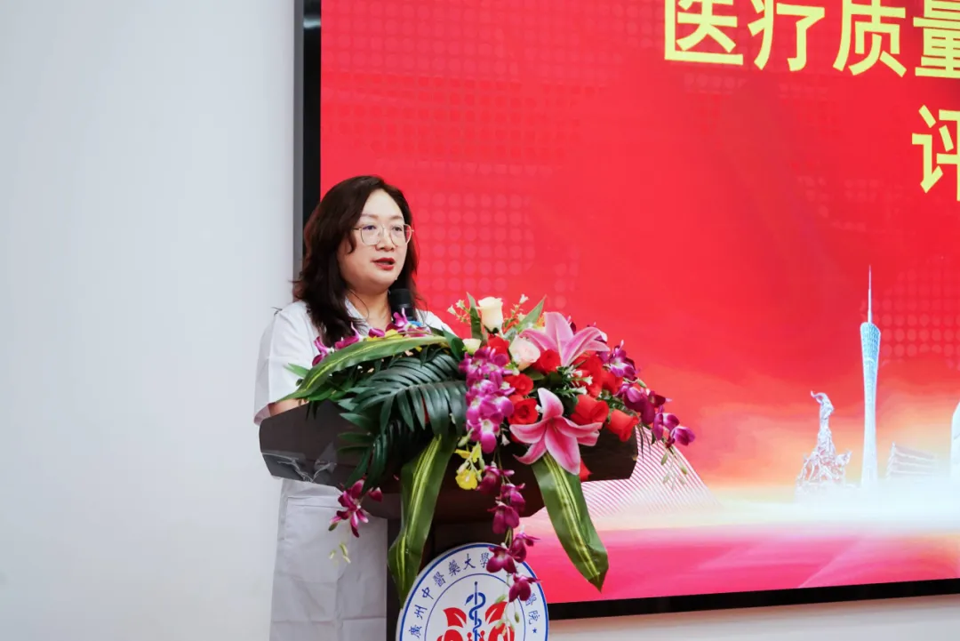 中国医师节|崇尚人文精神,彰显医者仁心 中国医师节|崇尚人文精神,彰显医者仁心