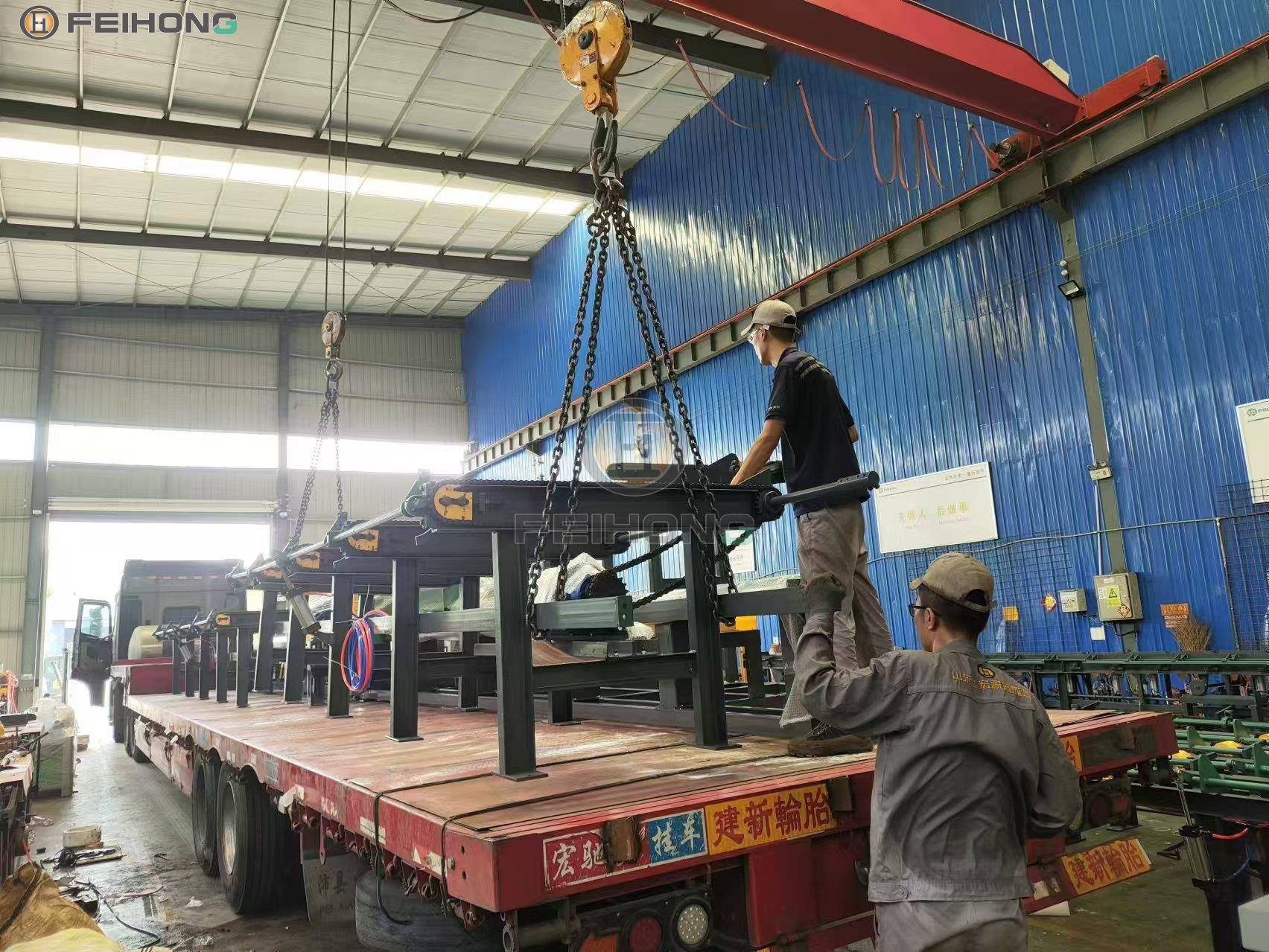 喜訊！熱烈慶祝飛宏1套數(shù)控鋼筋加工設(shè)備裝車(chē)完畢順利發(fā)出