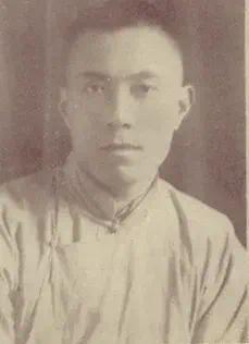 曹聚仁:为国尽忠为人滥情,他婚内两次出轨女学生,一声爱称终误前妻一生 曹聚仁:为国尽忠为人滥情,他婚内两次出轨女学生,一声爱称终误前妻一生