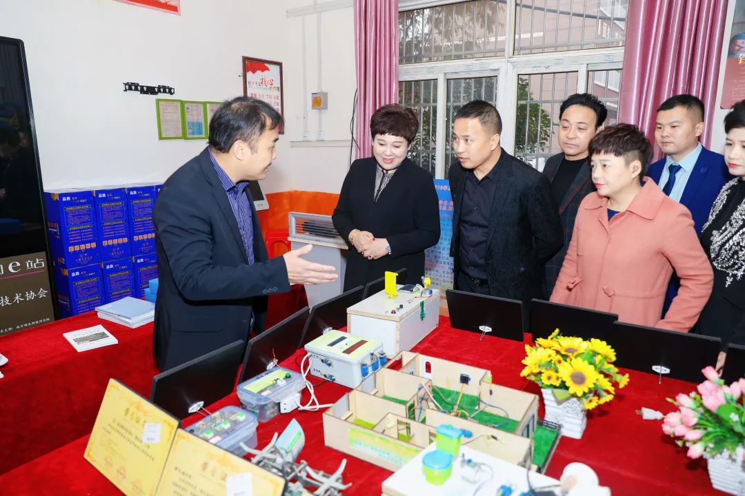 225th Wuming Sunhope Guozhen Primary School, Yingquan District, Fuyang City, Anhui Province 225th Wuming Sunhope Guozhen Primary School, Yingquan District, Fuyang City, Anhui Province