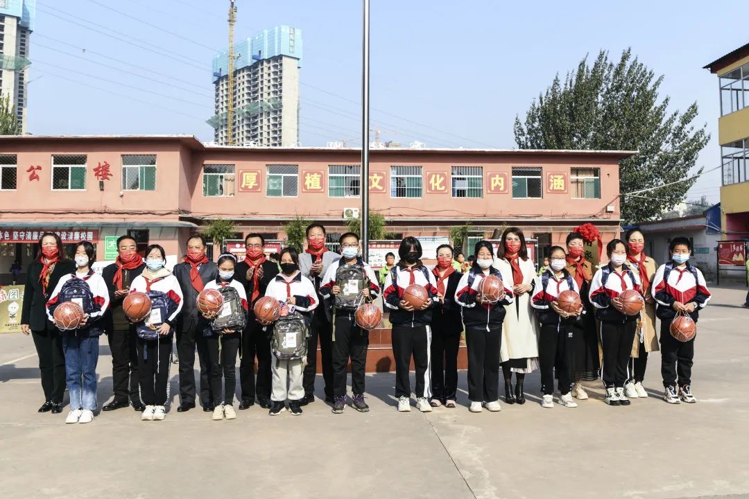 第228所 山西省陽(yáng)泉市尚赫王玲年學(xué)校 第228所 山西省陽(yáng)泉市尚赫王玲年學(xué)校
